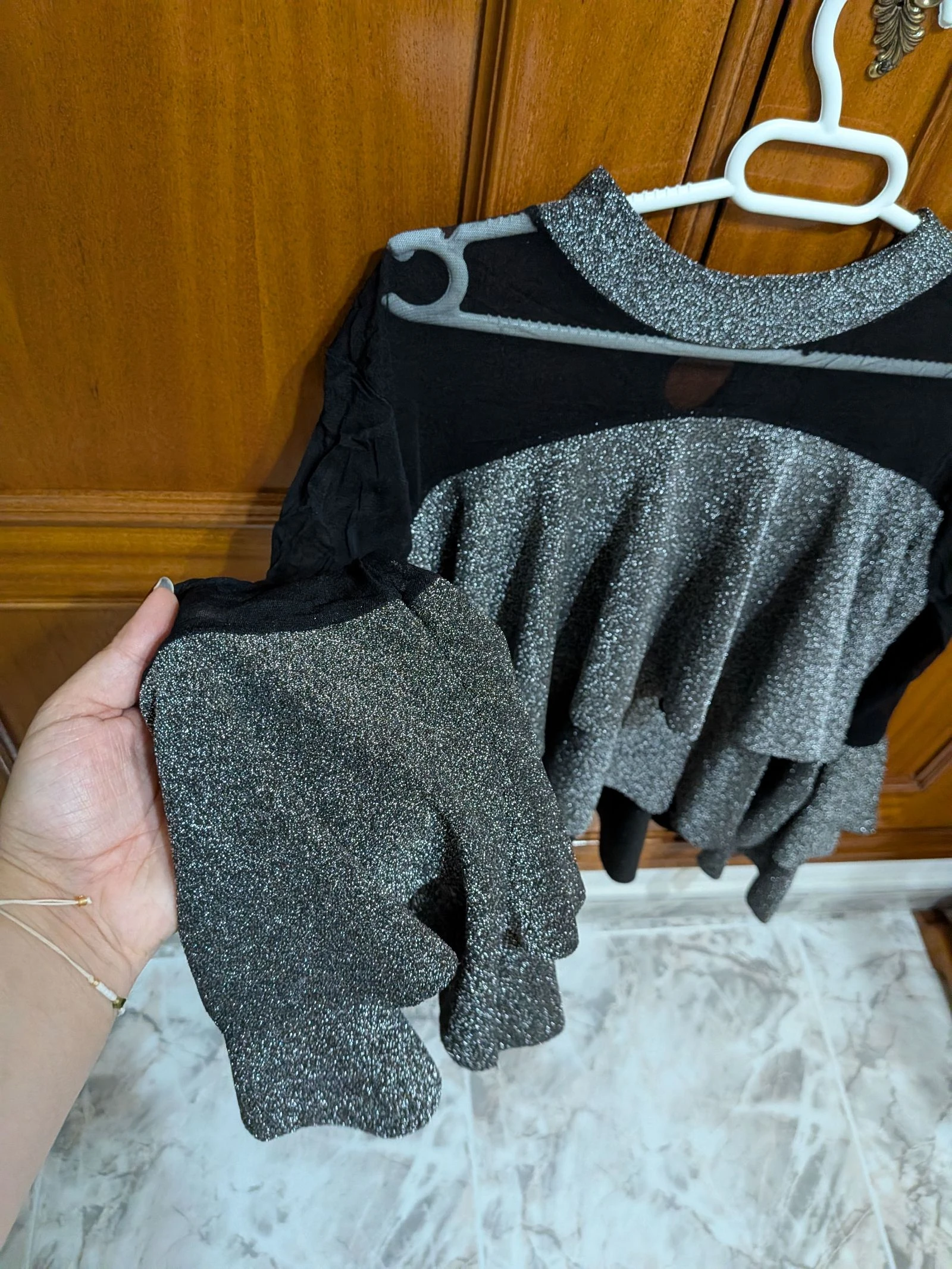 Glanzende blouse met ruches – photo 3